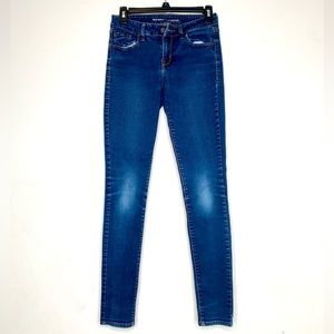 Old Navy Rock Star mid rise skinny jeans size 4 long